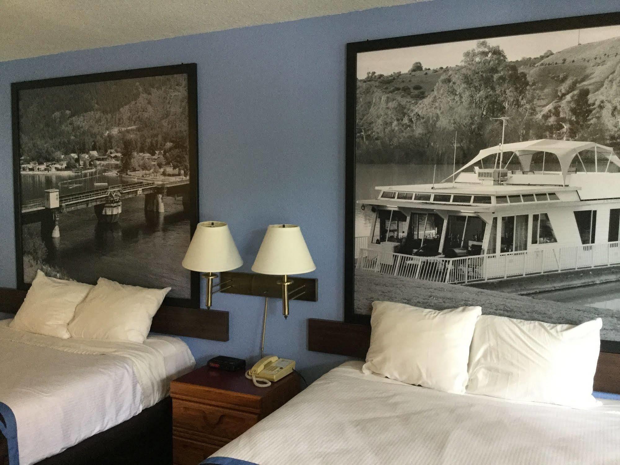 Hotel Super 8 By Wyndham Sicamous Extérieur photo